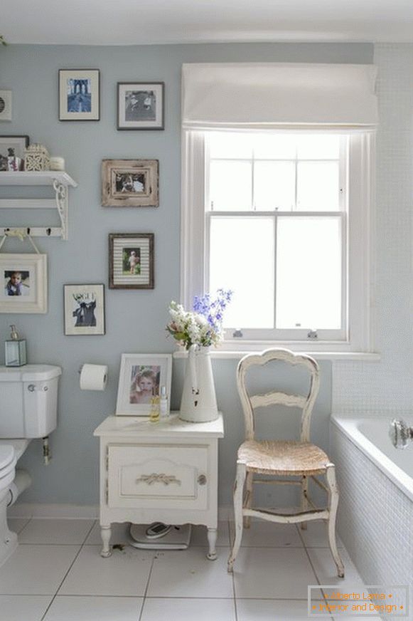 Unusual design of a bathroom in the style of a cheby-chic