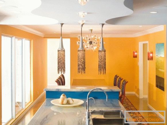 Glamorous kitchen design in orange