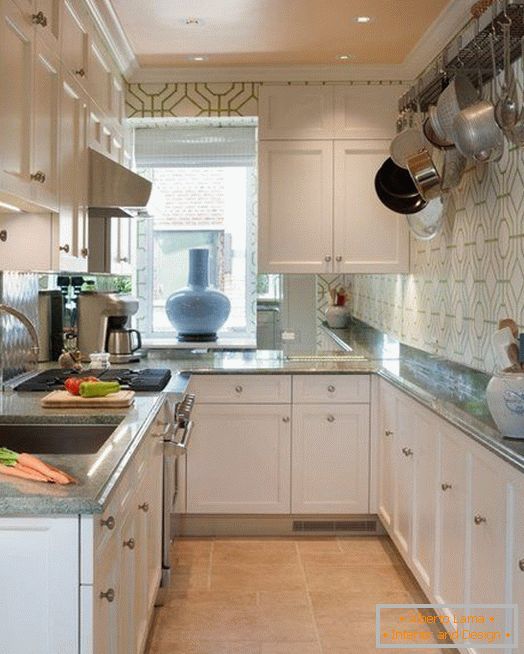 U-shaped kitchen with narrow countertops