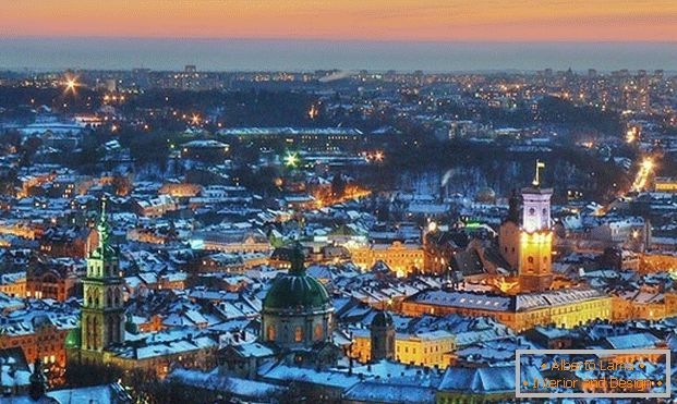 View of the night Lviv