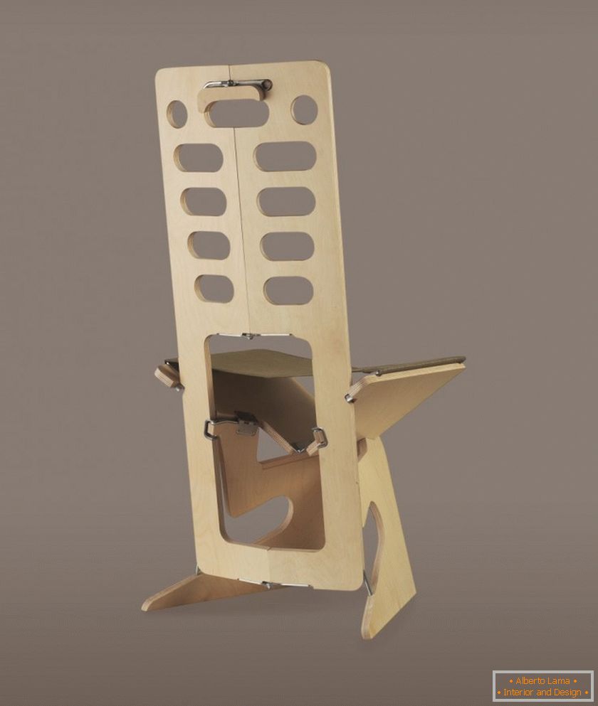 Folding chair с высокой спинкой