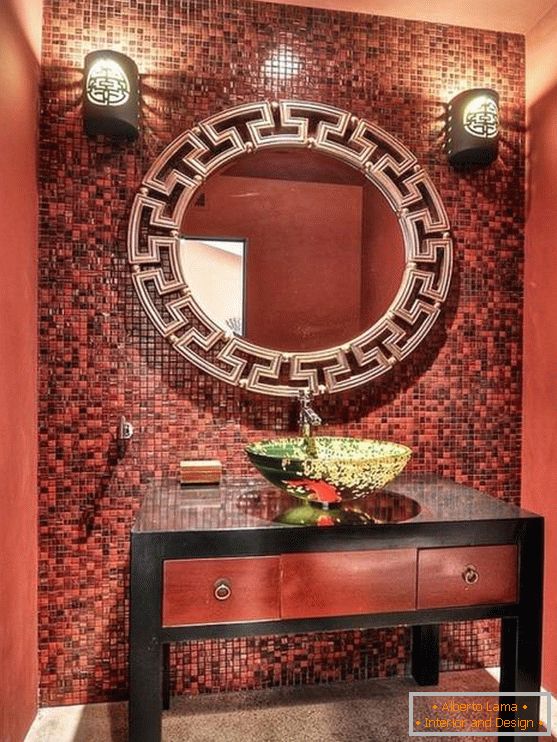 Red color of bathroom in Chinese style