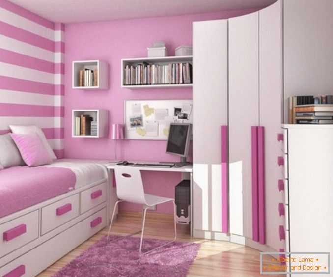 Dorm room for a girl