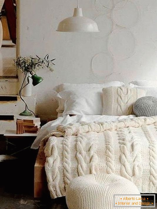 Stylish bedroom decoration knitted things