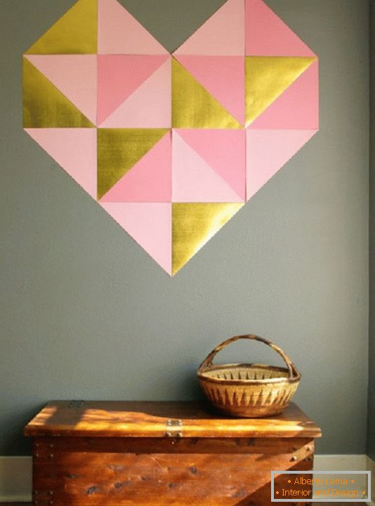 Wall decoration for the hallway to Valentine's Day