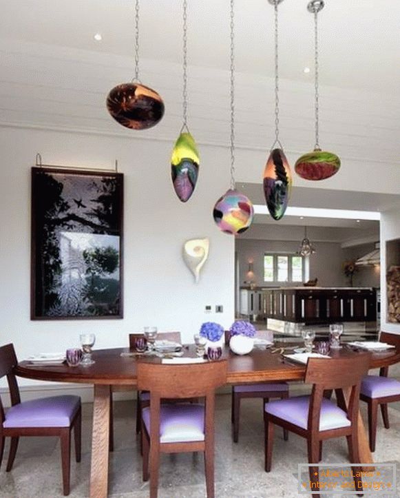 5 different pendant lamps in the interior