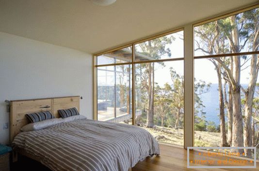 Glass walls in the bedroom