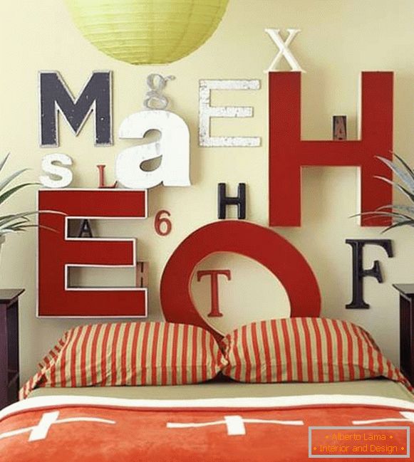 idea-head of bed-is-letters