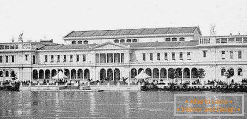 The building of the women's branch of the World Columbia Exposition (Chicago, USA)