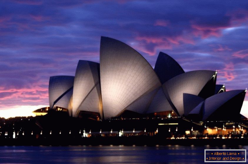 Sydney Opera House (Sydney, Australia)