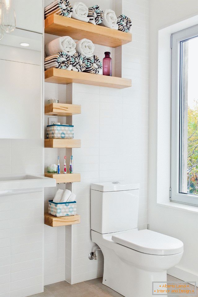 Shelves for bathroom accessories in the bathroom