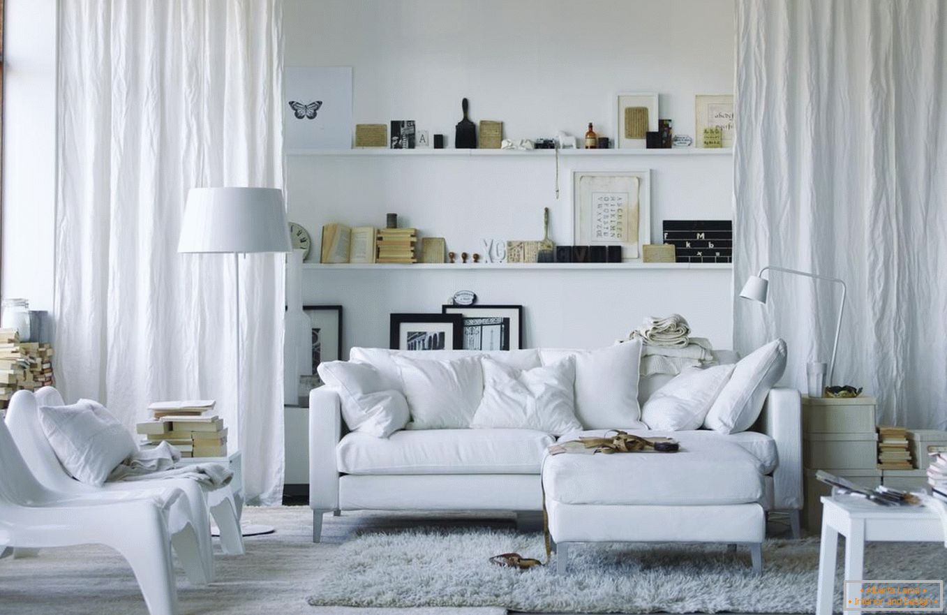 Living room в белом цвете