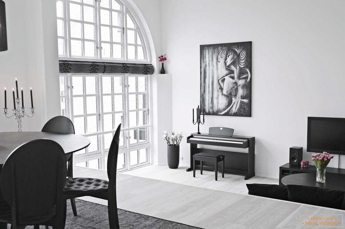 Black interior items in the white living room