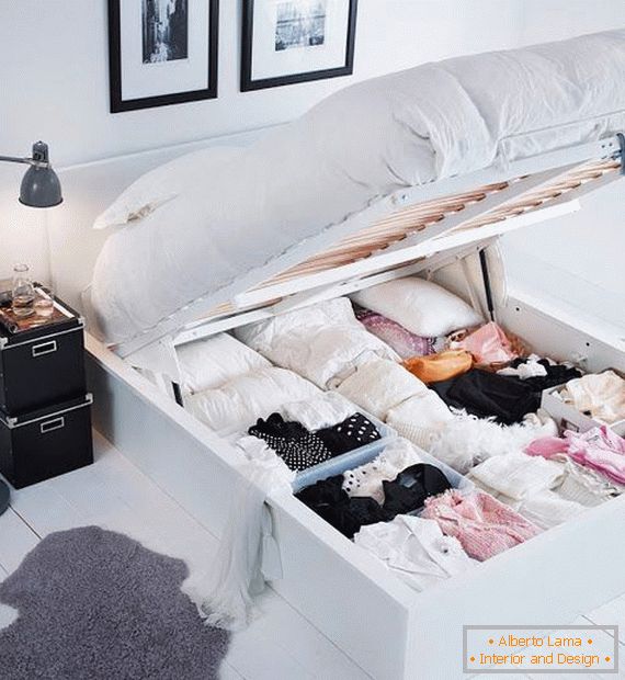 Bed with storage compartment