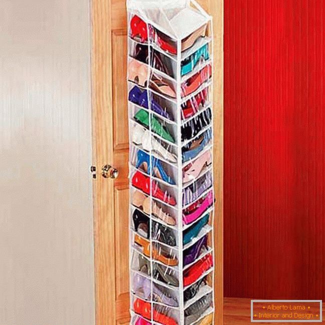 Organizer for storing shoes