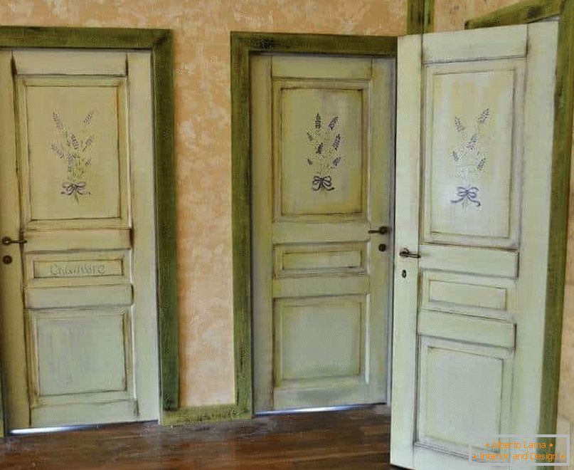 Old doors will fit the style of Provence and Vintage