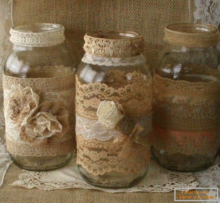 Decor of a glass jar with lace