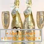 Registration of glasses and bottles in gold color