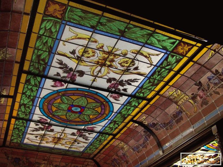 Stained-glass decoration of the ceiling