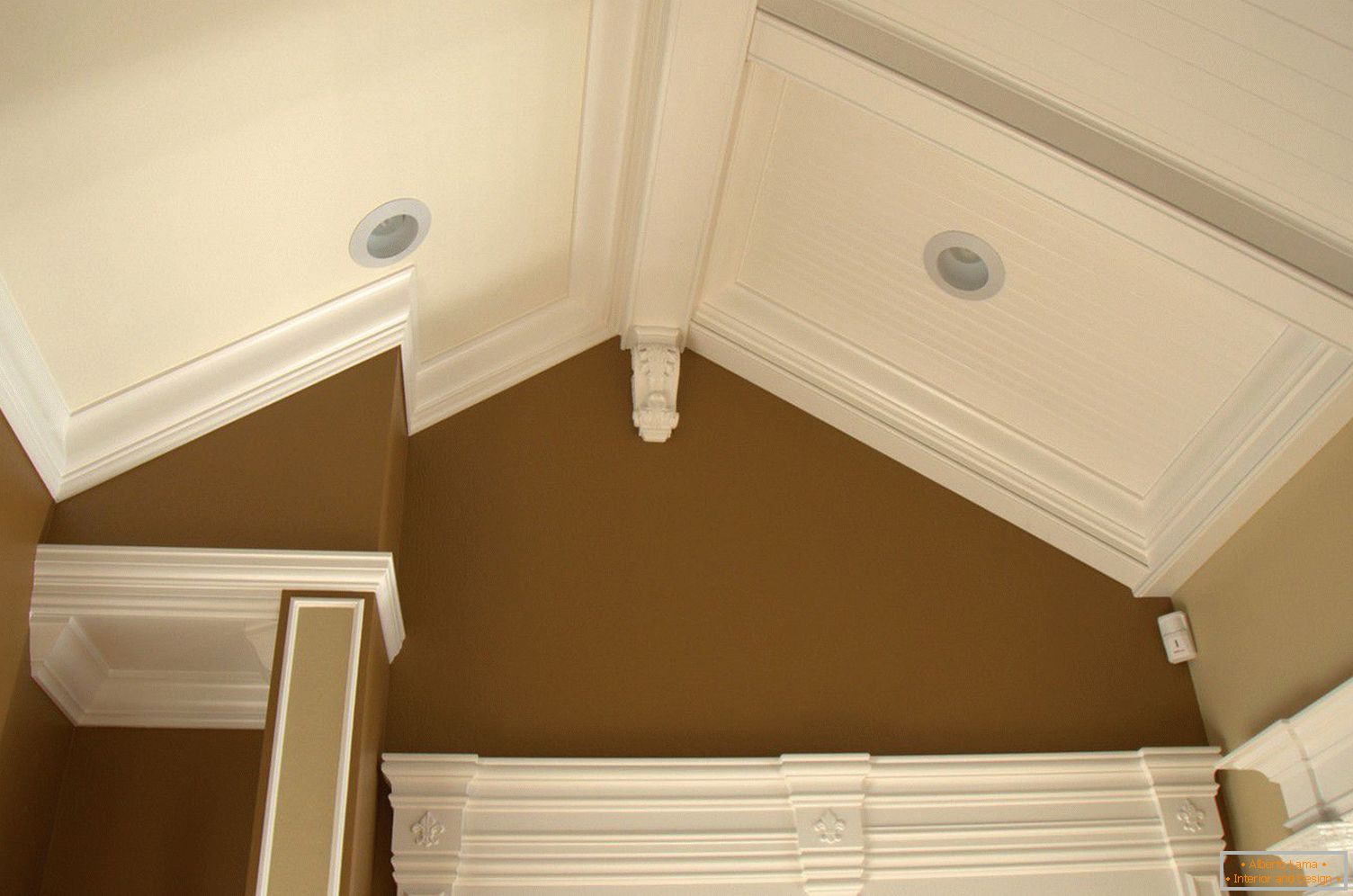 Moldings and moldings