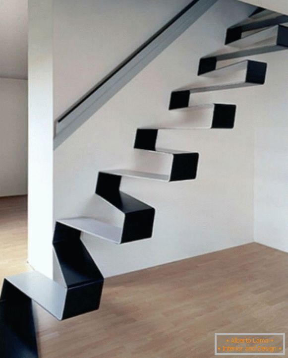 Design of a staircase in a private house, photo 4