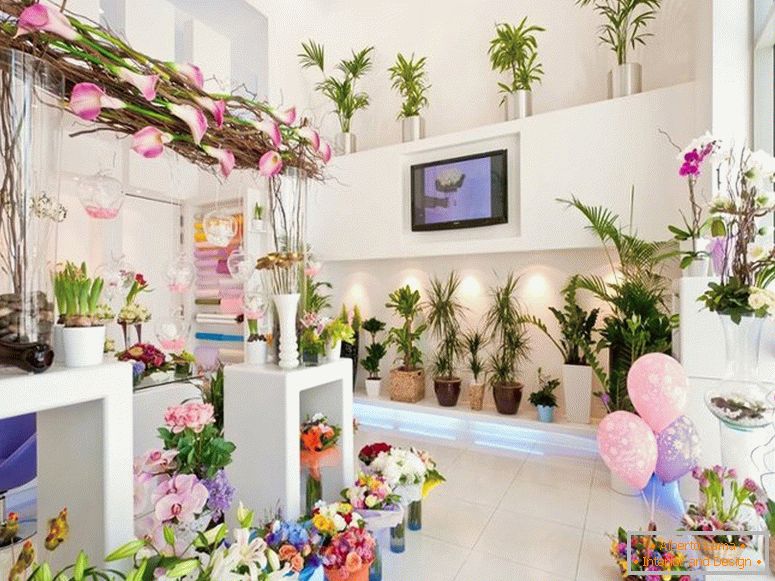 Flower shop in light colors