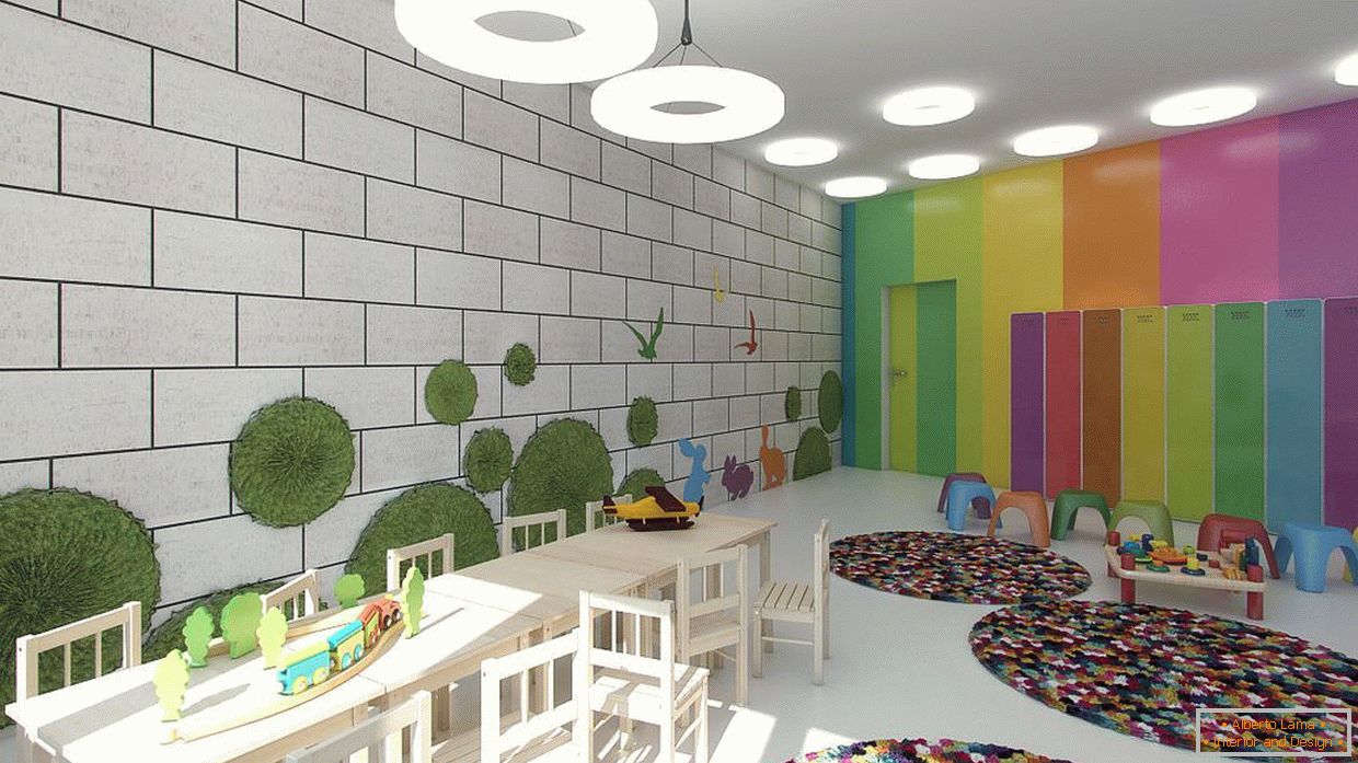 Bright colors in the interior of the kindergarten
