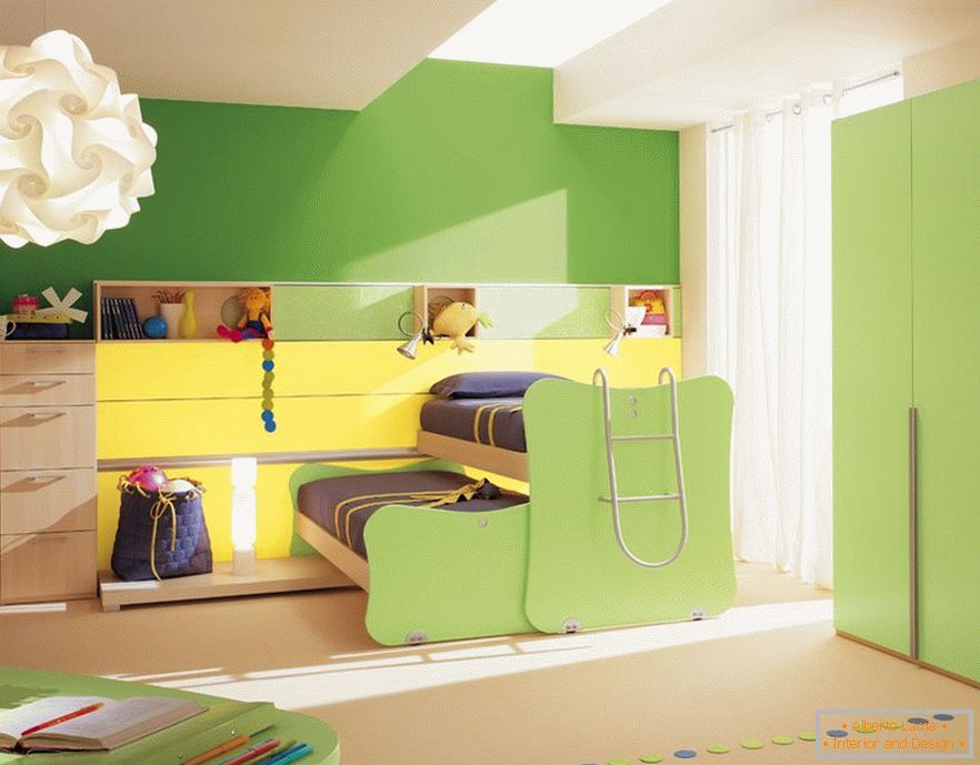 Sliding bed in the nursery for two boys