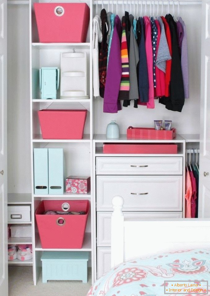 Design of a small dressing room