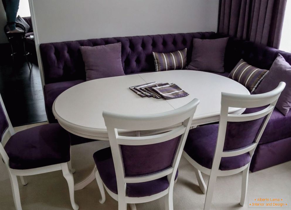 Dining area in the kitchen