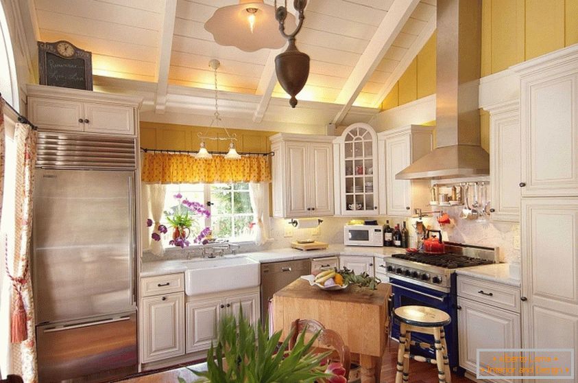 Kitchen design in country style