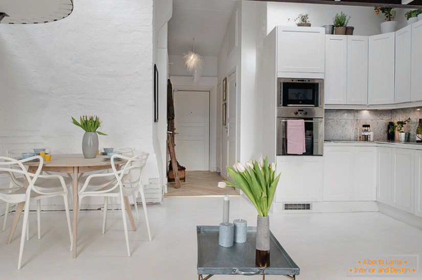 A small apartment in the attic on 36 square meters