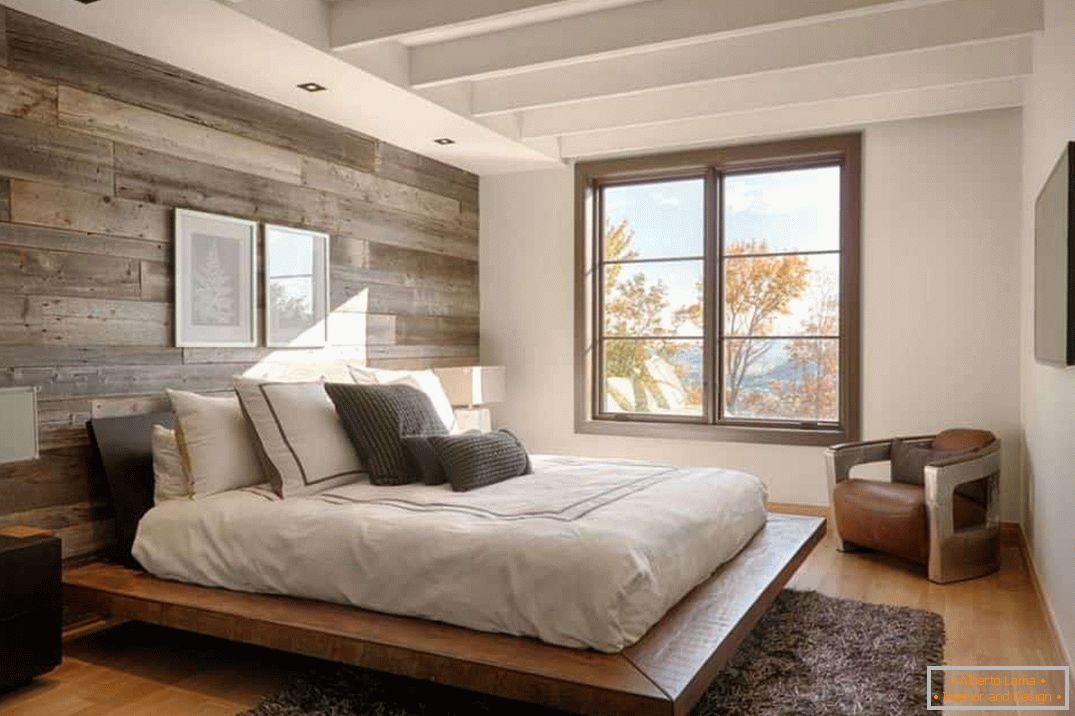 Bedroom design 4 to 4 with podium and window