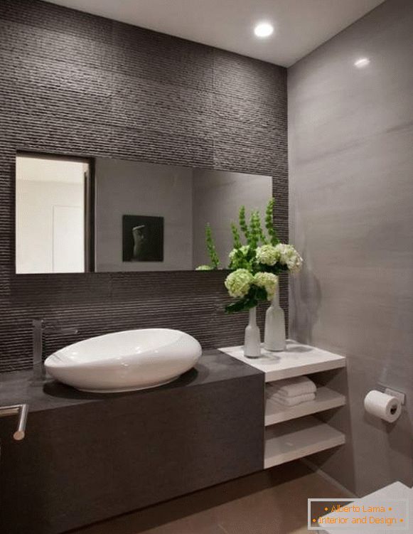 Black and white toilet design - photo of a beautiful room