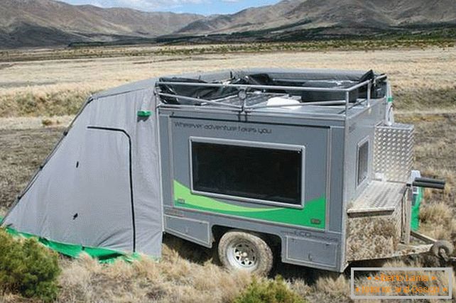 Mini-house on wheels from New Zealand