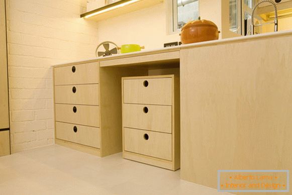 Kitchen set with drawers