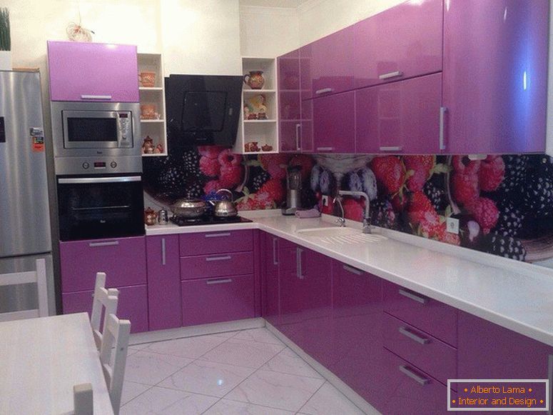 Purple kitchen with elements of black and white