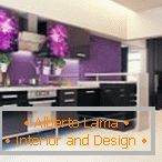 Kitchen in black and purple tones
