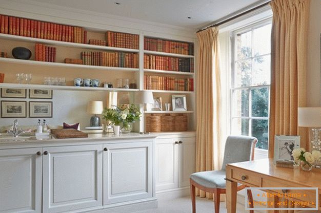 Bookcase in the interior of a small room - photo 2