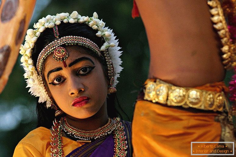 Girl in Indian national costumes