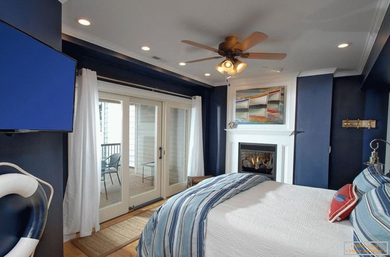 Blue and white bedroom design