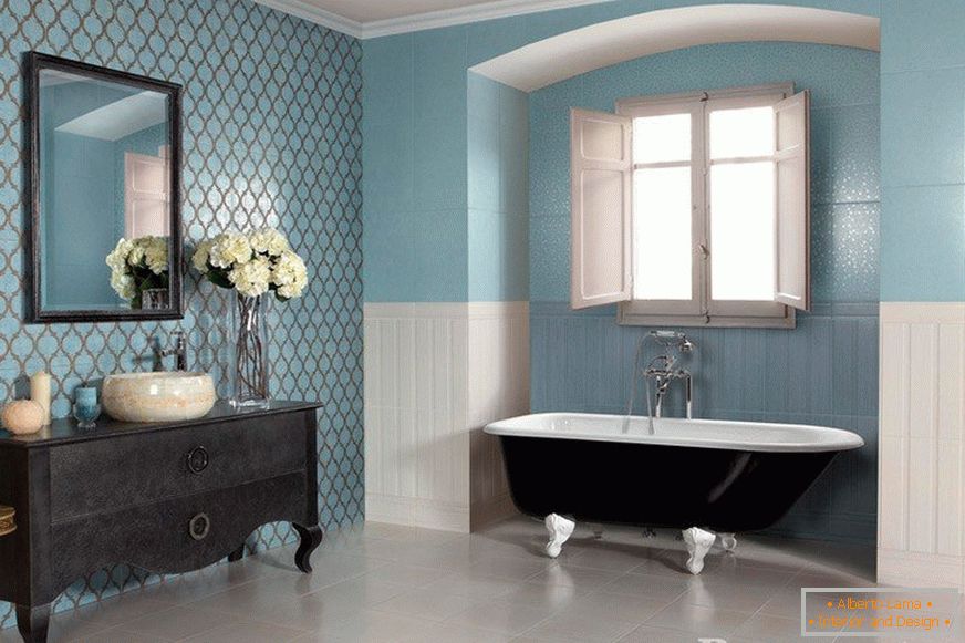 Bathroom in blue tile