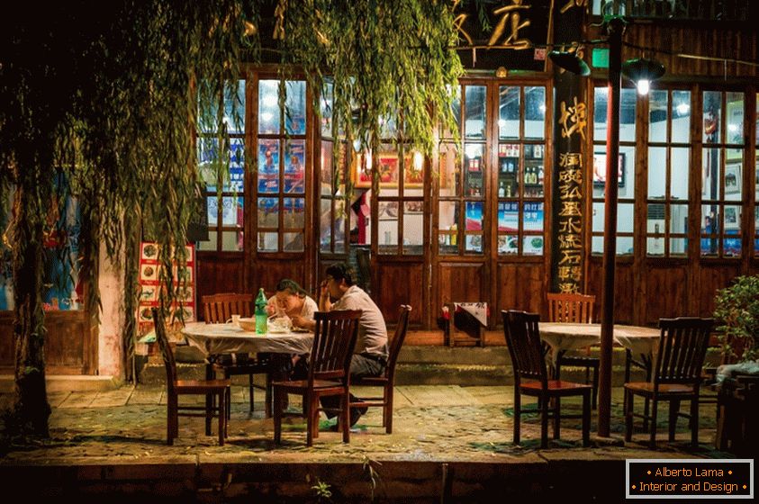 Restaurant in Shanghai, photographer Rob Smith