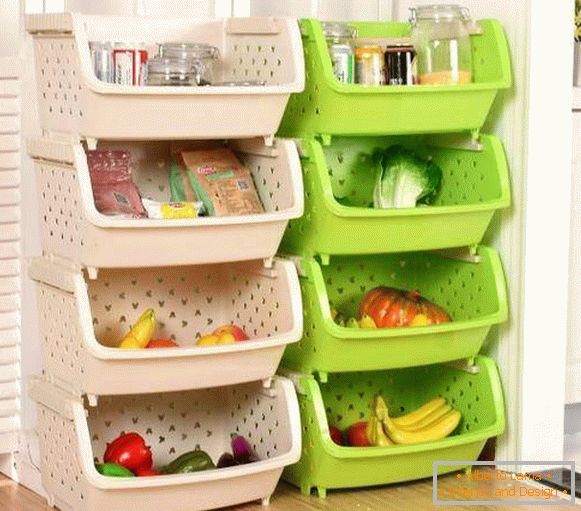 Plastic shelves for storing vegetables