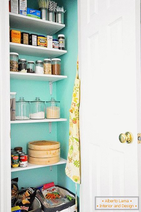 Turquoise wall in the pantry