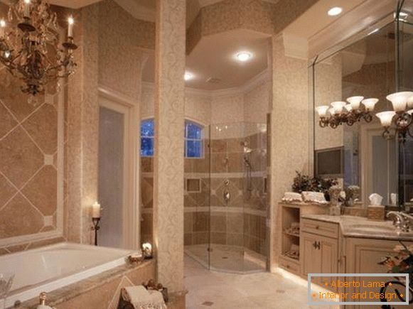 Luxurious bathroom with chandelier
