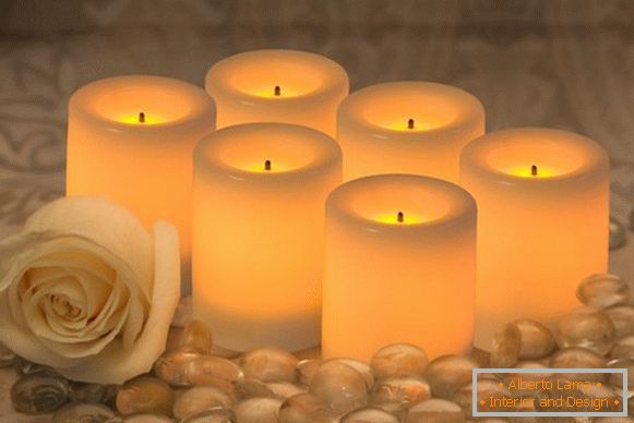 Flameless candles for bathroom