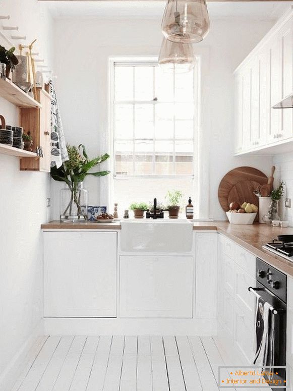L-shaped kitchen - corner