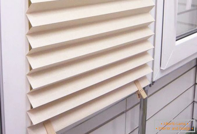 Paper blinds with their own hands
