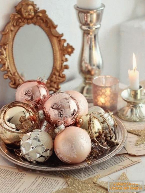 Christmas decorations for gold, copper and other metals
